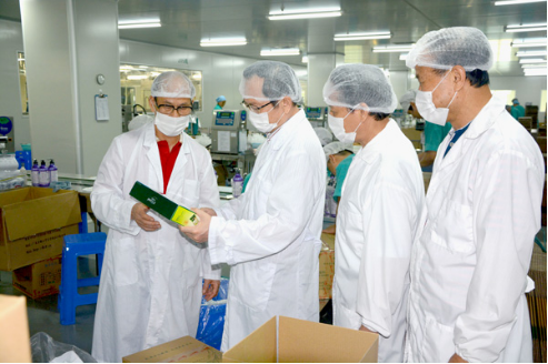 2014年10月31日集团公司院士事情站正式建设15.png 2014年10月31日集团公司院士事情站正式建设15.png